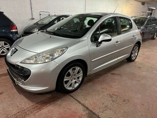 Peugeot 2071.6i 16v Sporty Pack