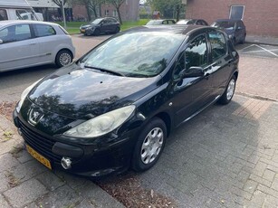 Peugeot 3071.6-16V XS met nieuwe koppeling