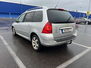 Peugeot 307307 HDi Break 135 Automatik OXYGO 7Sitze