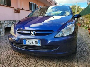 Peugeot 3075p 1.6 16v XT