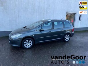 Peugeot 307SW 1.6-16V Premium, '08, 7-pers., navi, pano, clim