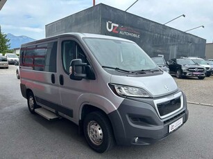 Peugeot Boxer330 L2H2 9 Sitzer