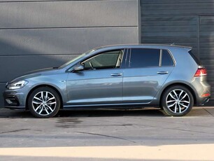 Volkswagen Golf1.5 TSI EVO Highline DSG R-Line