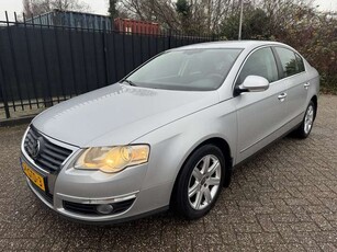 Volkswagen Passat1.4 TSI Comfortline Navi/Clima/Cruise/LMV