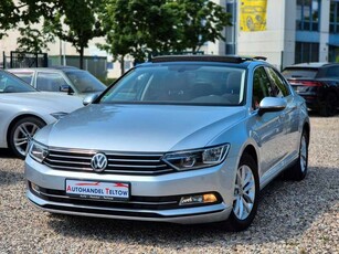 Volkswagen PassatComfortline BMT *Panorama Navi PDC DAB