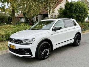 Volkswagen Tiguan2.0 TSI 4Motion R-Line 190PK DSG•Pano•Trekhaak