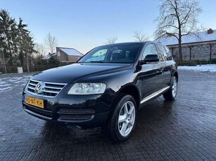 Volkswagen Touareg3.2 V6