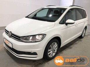 Volkswagen Touran1.5 TSI DSG Comfortline EU6d-T Navi Klima PDC