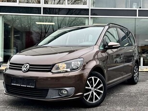 Volkswagen Touran1.6 CR TDi Highline / NAVI / BLUET / PDC / GEKEURD