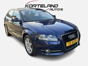 Audi A3Sportback 1.2 TFSI Attraction l Clima l Cruise l S