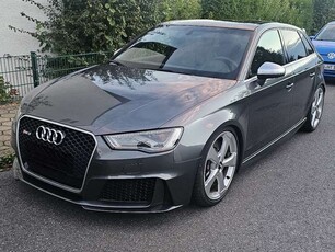 Audi RS3Sportback S tronic