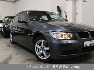 BMW 318i Steuerkette Neu*Keyless-Go*TÜV Neu