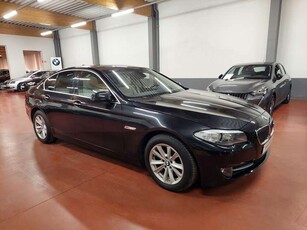 BMW 525+ 3.0dA + NAVI + HUD + T.O. + CUIR + XENON + CAM