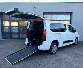 Opel ComboLife Edition Behindertengerecht Rollstuhlrampe 5+1