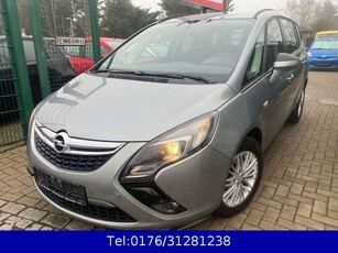 Opel ZafiraC Tourer Edition 1.4Turbo Automatik !!