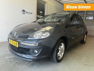 Renault Clio1.6-16V PrivilÃ¨ge 5drs AIRCO NAP APK PRIMA AUTO