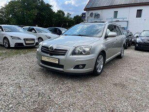 Toyota Avensis2.2 D-CAT Combi Executive ** Euro 4 **