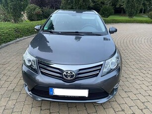 Toyota AvensisAvensis Combi Combi 1.8 Life