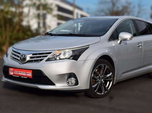 Toyota AvensisKombi Edition AUTOMATIK,NAVI,LEDER,AHK