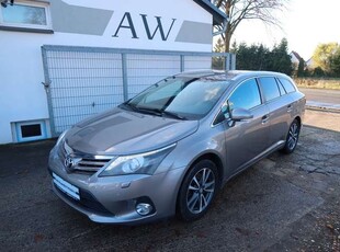 Toyota AvensisKombi Edition|2.Hand|S.Heft|NAV|Kamera|