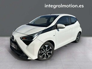 Toyota Aygo70 x-play