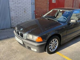 BMW 318318i