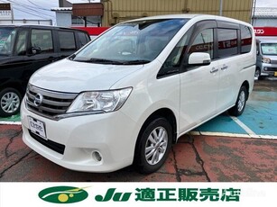 Миниван Nissan SERENA